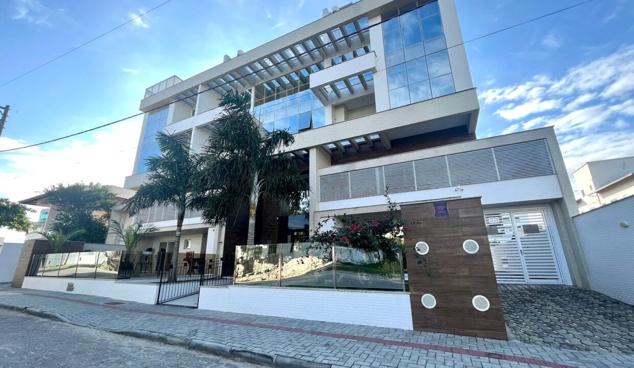 Apartamento-térreo-mobiliado-a-venda-na-praia-de-Mariscal-Bombinhas-Santa-Catarina  (18)