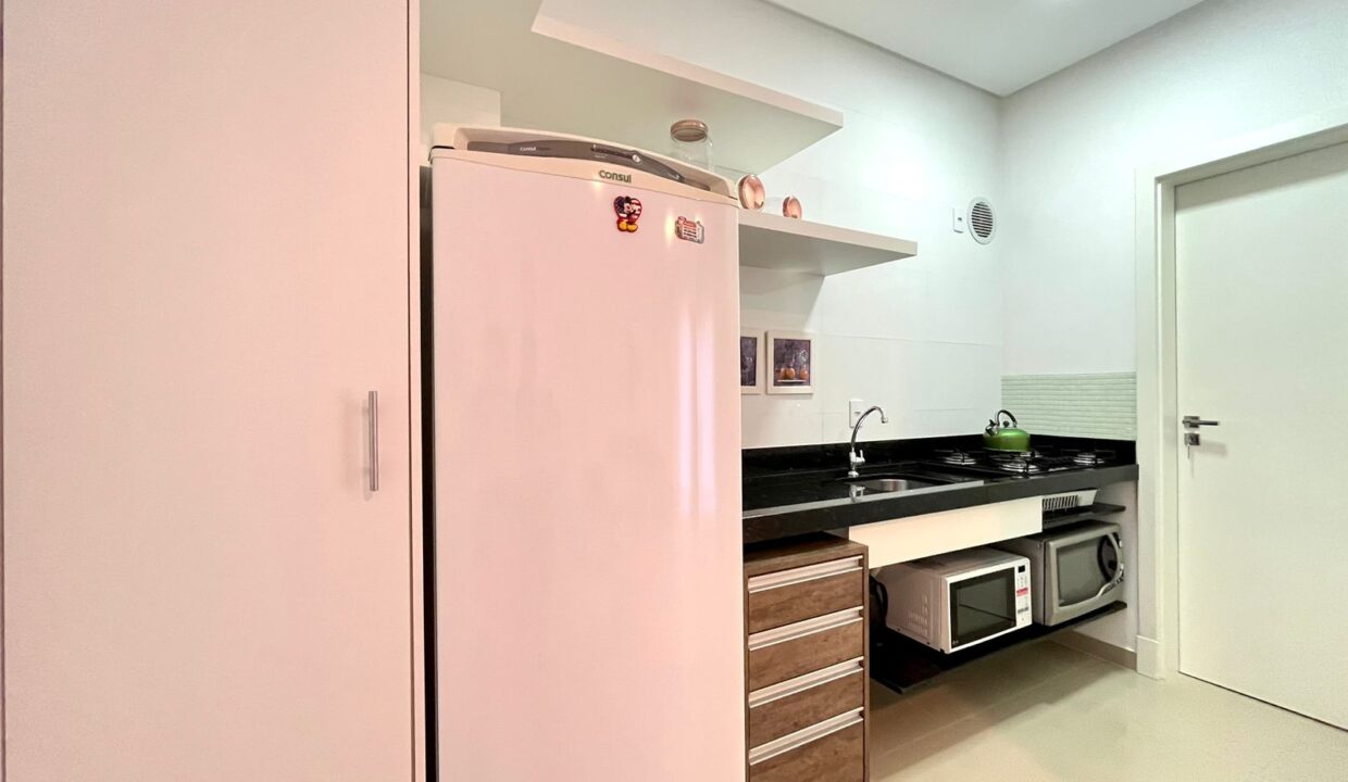 Apartamento-térreo-mobiliado-a-venda-na-praia-de-Mariscal-Bombinhas-Santa-Catarina  (23)