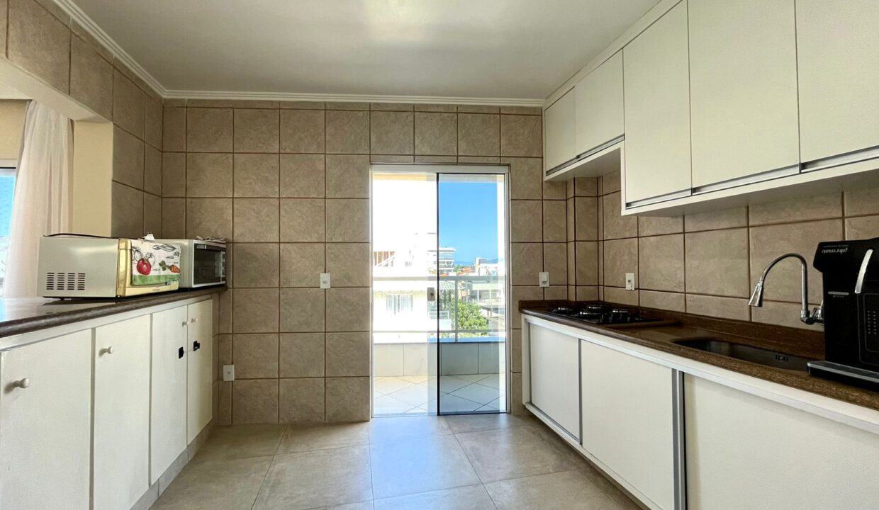 apartamento-mobiliado-a-venda-na-praia-de-Canto-Grande-Bombinhas (13)