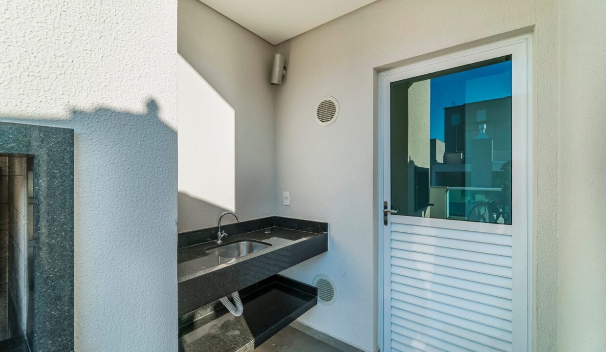 WhatsApp Image 2026-02-06 at 17.09.20 (1)